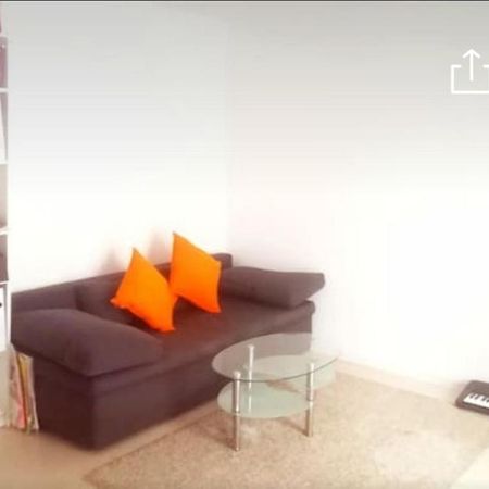 Helles Zimmer mit Balkon zwischen Uni und Altstadt Regensburg Exterior foto
